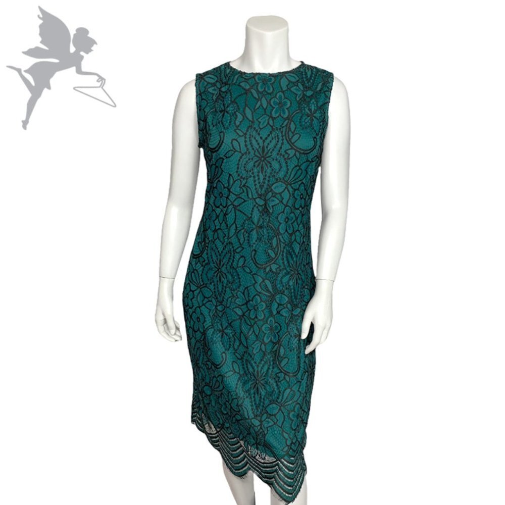 SHARAGANO Scalloped hem sleeveless lace sheath dress
